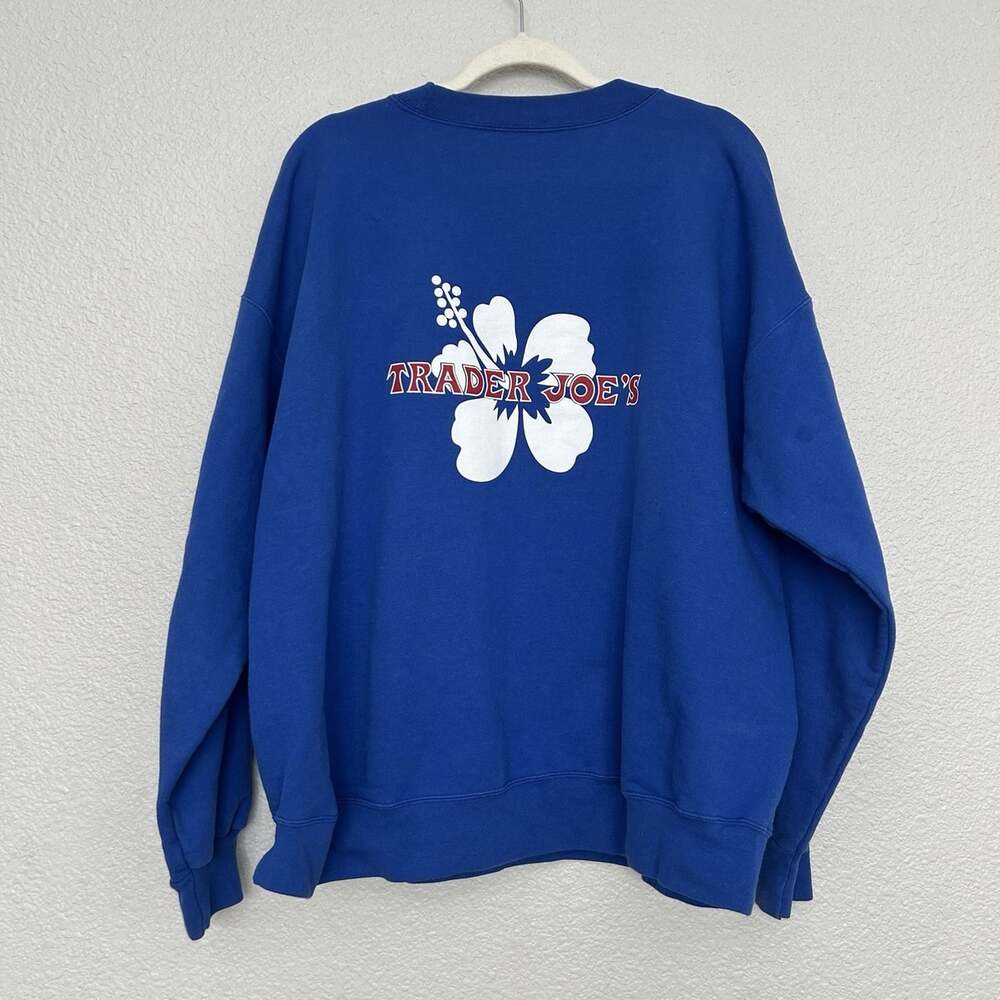 Trader Joes Men's Employee Sweatshirt Size XL Cotton, Blue, Hibiscus Pattern